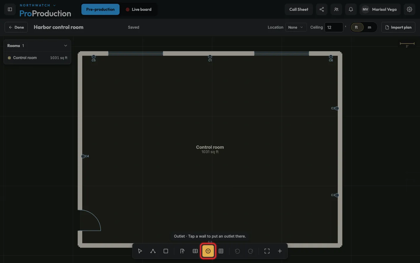 The building editor with the Outlet tool outlined